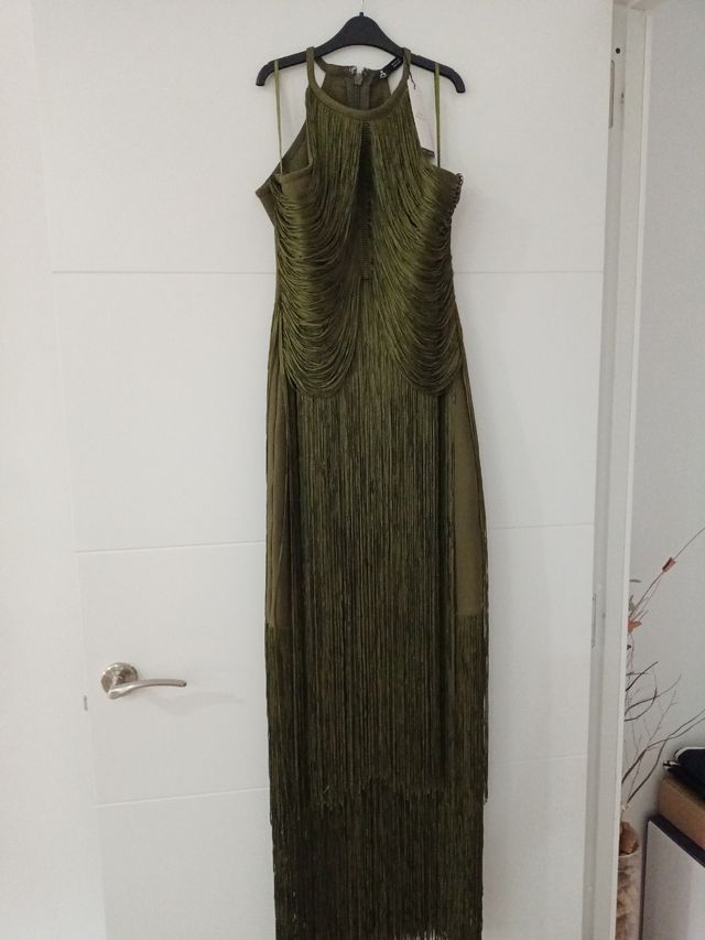 Vestido largo verde con flecos