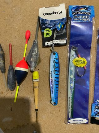 Lote señuelos jigging Williamson y Abyss