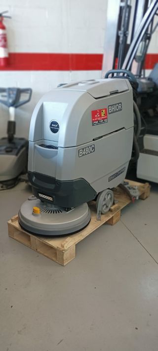 Fregadora industrial por cable