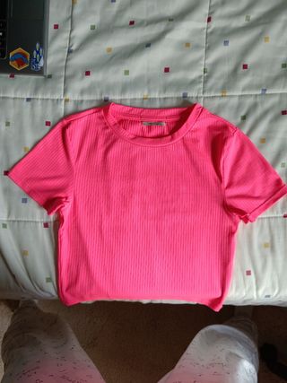 Top rosa fucsia de canalé