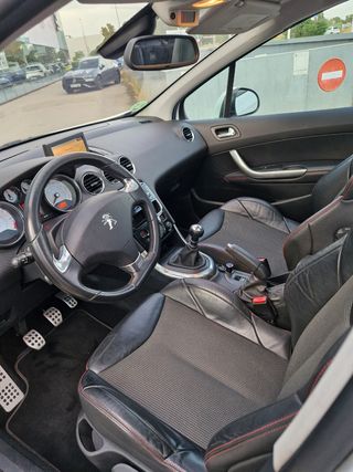 Peugeot 308 2012