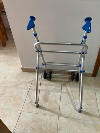 Andador aluminio plegable con ruedas