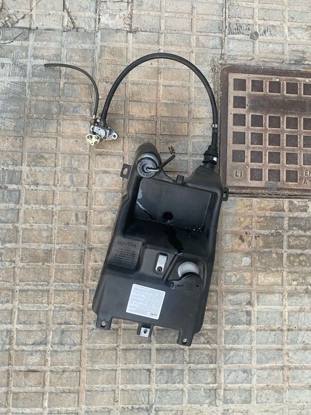 Depósito y bomba aceite Aprilia RS 50