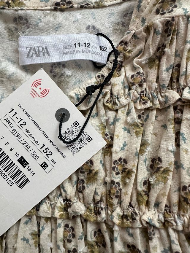 Vestido Zara floral manga larga