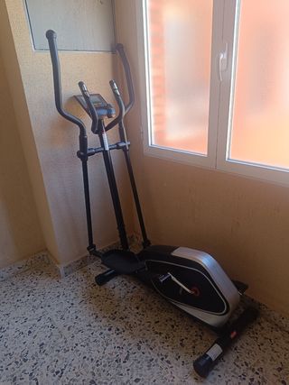 Bicicleta elíptica casi nueva