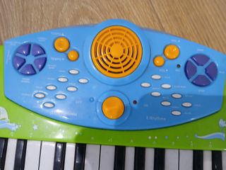 Teclado Piano Infantil con Sonidos y Ritmos