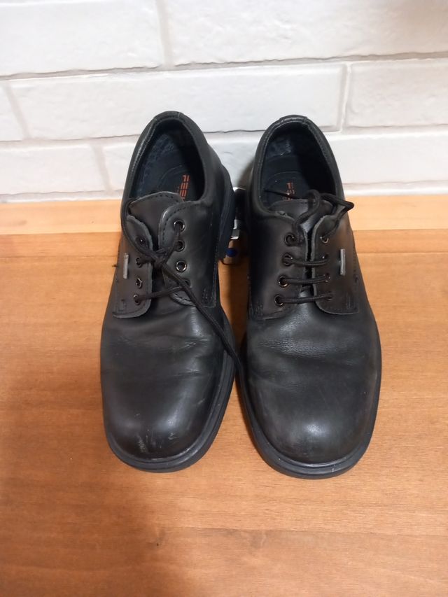 Zapatos negros Gore-Tex