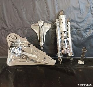Esclusivo modello di Space Shuttle in metallo