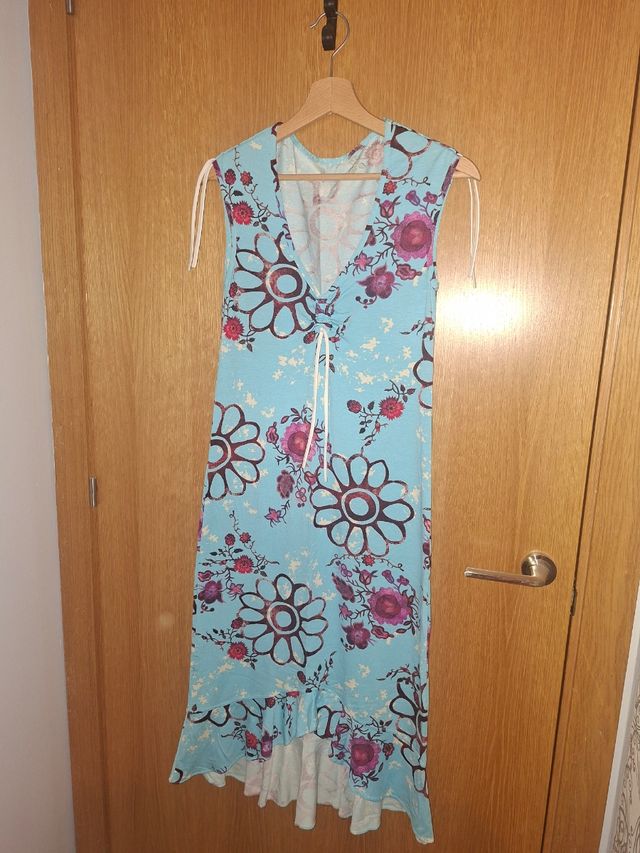 Vestido largo floral azul y rosa