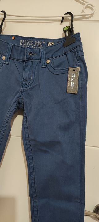 Pantalones pitillo Miss Me azules nuevos Talla 26
