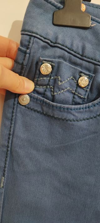Pantalones pitillo Miss Me azules nuevos Talla 26