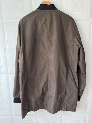 Chaqueta bomber Pull&Bear verde militar 