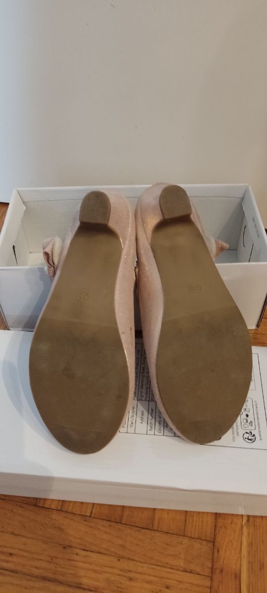Zapatos fiesta niña oro rosa