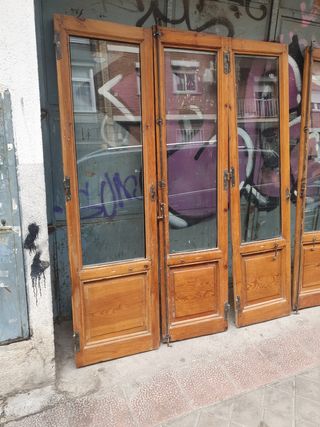 Puertas de madera antiguas con cristal climalit