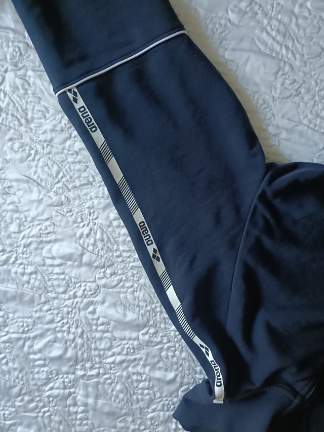 Felpa con zip Arena blu marca arena