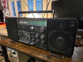 Radiocassette Sanyo M9998K 