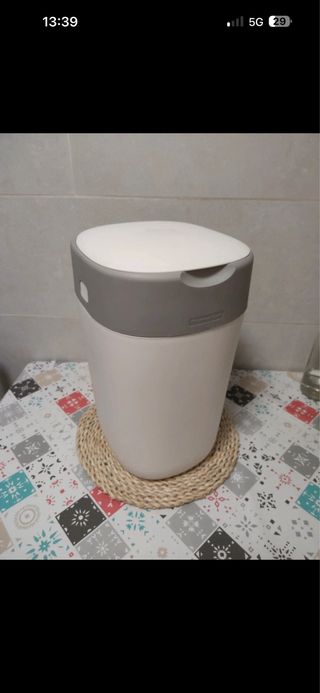 Contenedor Pañales Tommee Tippee Twist & Click
