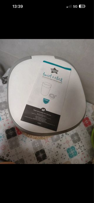 Contenedor Pañales Tommee Tippee Twist & Click