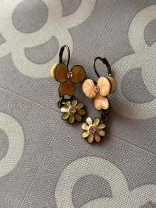 Pendientes con brillantes