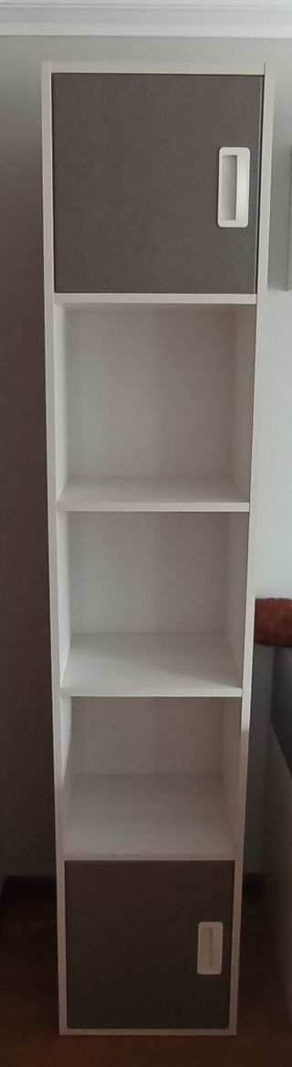 Cama juvenil con cajones, mesa estudio y librería.