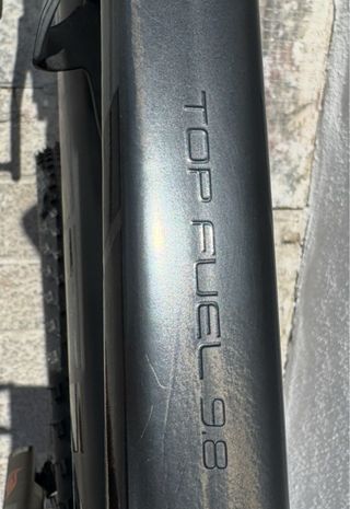 Bicicleta Trek Top Fuel 9.8