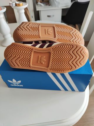 Adidas country og talla 41 1/3