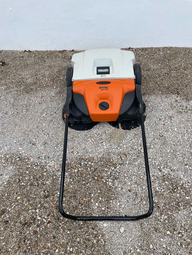 BARREDORA STIHL KG 770