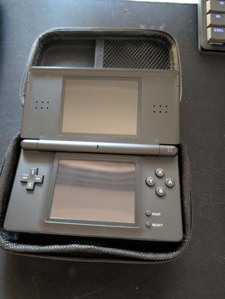 Nintendo DS Lite Negra + Funda