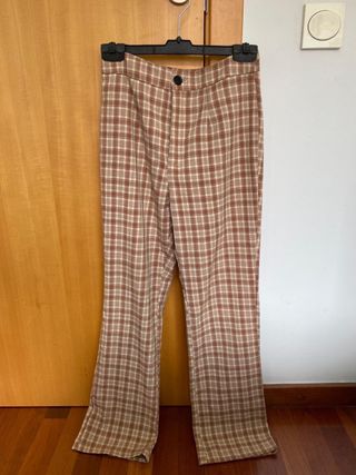 REMATO Caja de ropa mujer. talla S. pantalon 34