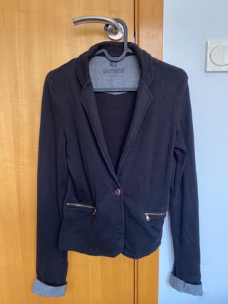 REMATO Caja de ropa mujer. talla S. pantalon 34