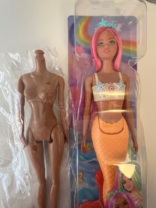 Barbie Odile más cuerpo articulado.Todo precintado