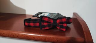 Collar para perro con pajarita a cuadros