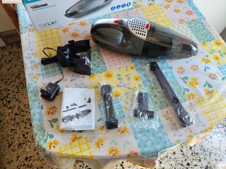 Aspiradora de mano Tristar para coche