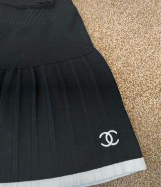 Conjunto Chanel Top y Falda Negro Blanco