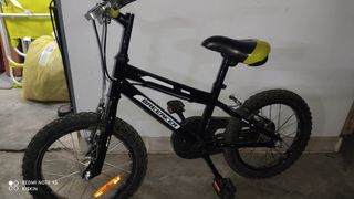 Bici niño negra, blanca y amarilla