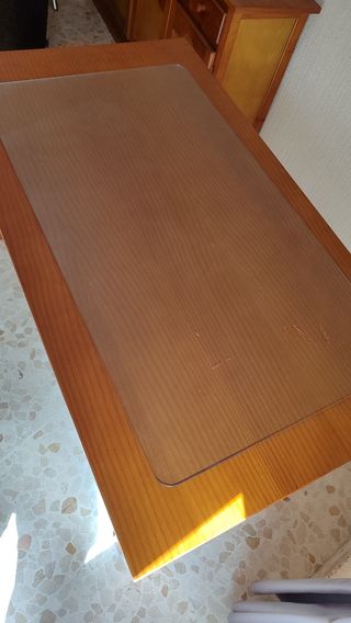 Mesa de comedor de madera - Buen estado