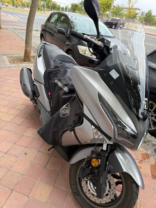 Kymco Grand Dink 300
