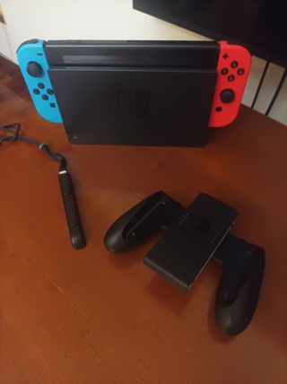 Nintendo Switch Azul y Rojo