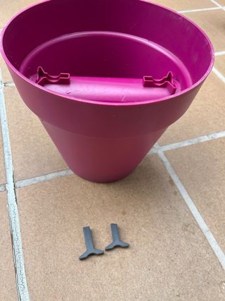 Jardinera Elho para barandilla balcón con