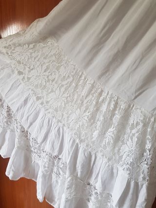 Vestido blanco largo de verano. 