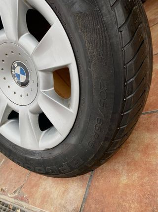 4 ruedas BMW525 originales + neumáticos BFGoodrich