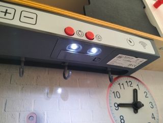 Cocinita de juguete con accesorios