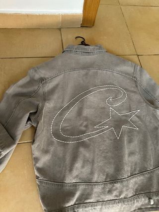 Chaqueta vaquera Corteiz gris