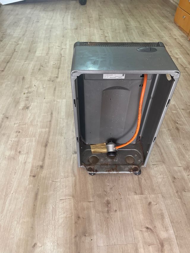 Estufa Bolla Negra y Gris Metálica