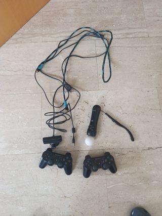 Consola Playstation 3 Negra con muchos juegos