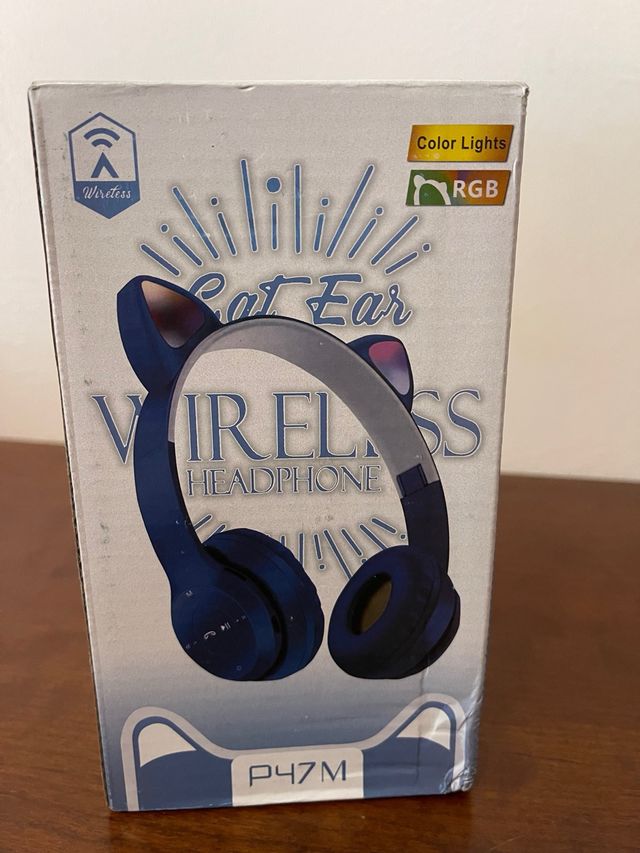 Auriculares Inalámbricos P47M Cat Ear RGB