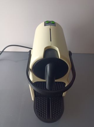 Cafetera Nespresso DeLonghi Inissia