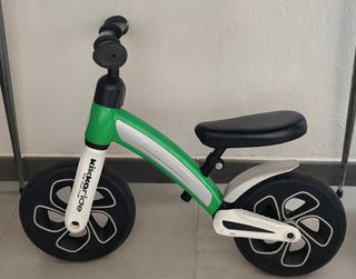Bici de equilibrio Kikkaride verde