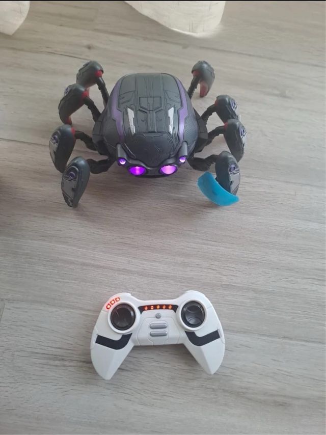 Spider-Bot Interactivo Disneyland Paris