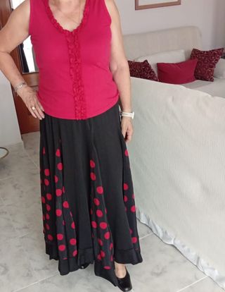 Falda flamenca y top volantes